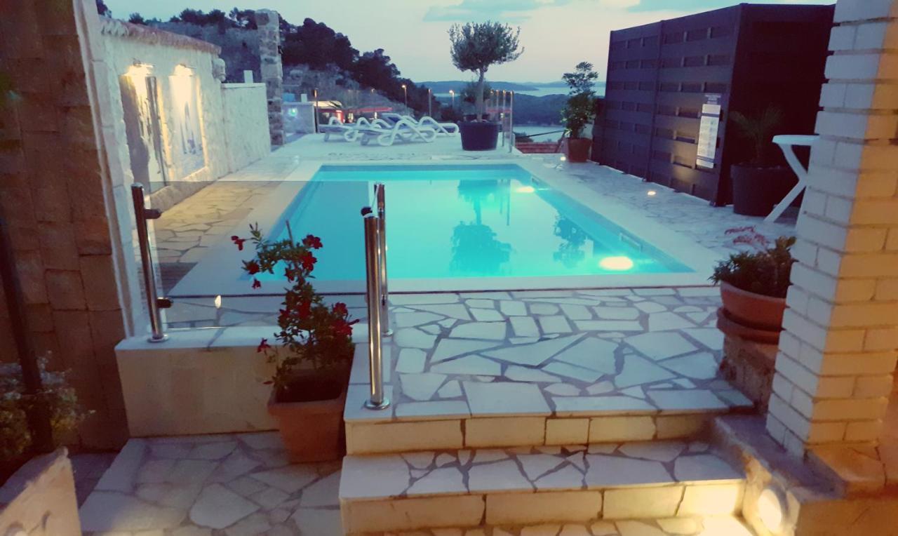 Bluesun Sibenik Apartments מראה חיצוני תמונה